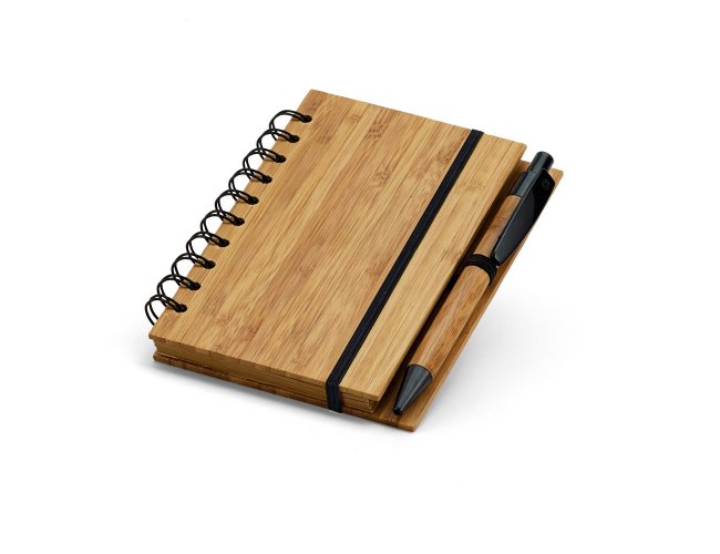 DICKENS A6. Caderno A6 em bambu com pginas pautadas recicladas