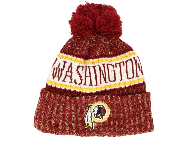 GORRO COM POMPOM PERSONALIZADO